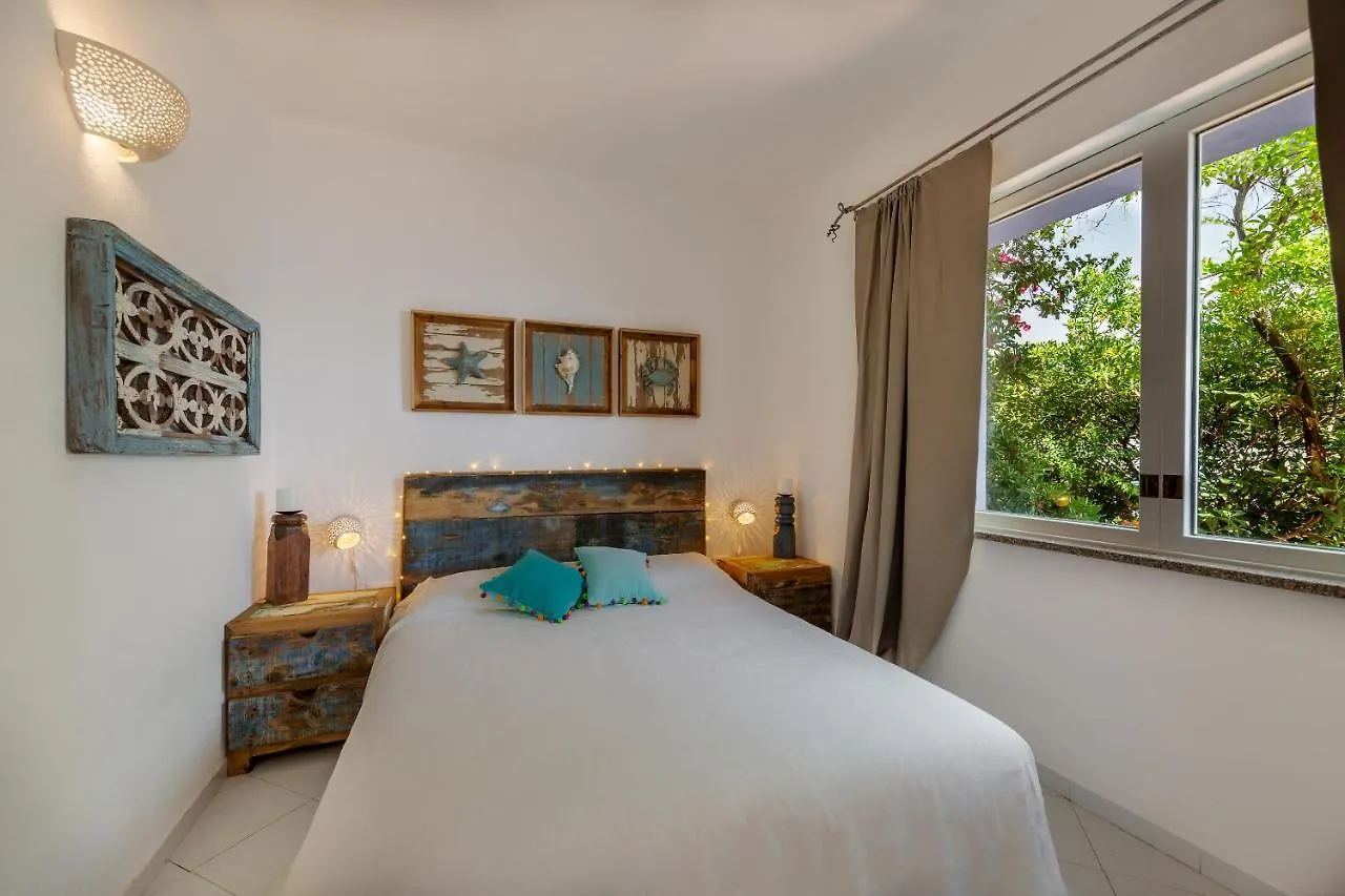 Appartamento Le Suites di Villa Orchestra Torre delle Stelle Italia